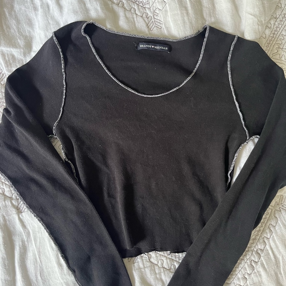 BRANDY black longsleeve with white outline!